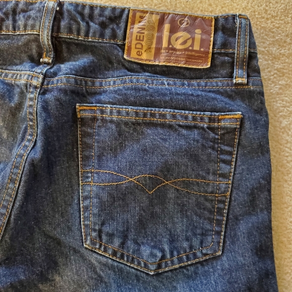 l.e.i. 90s 100% Cotton Big Flare Lowrise Denim Blue Jeans Size 7 - Picture 7 of 12